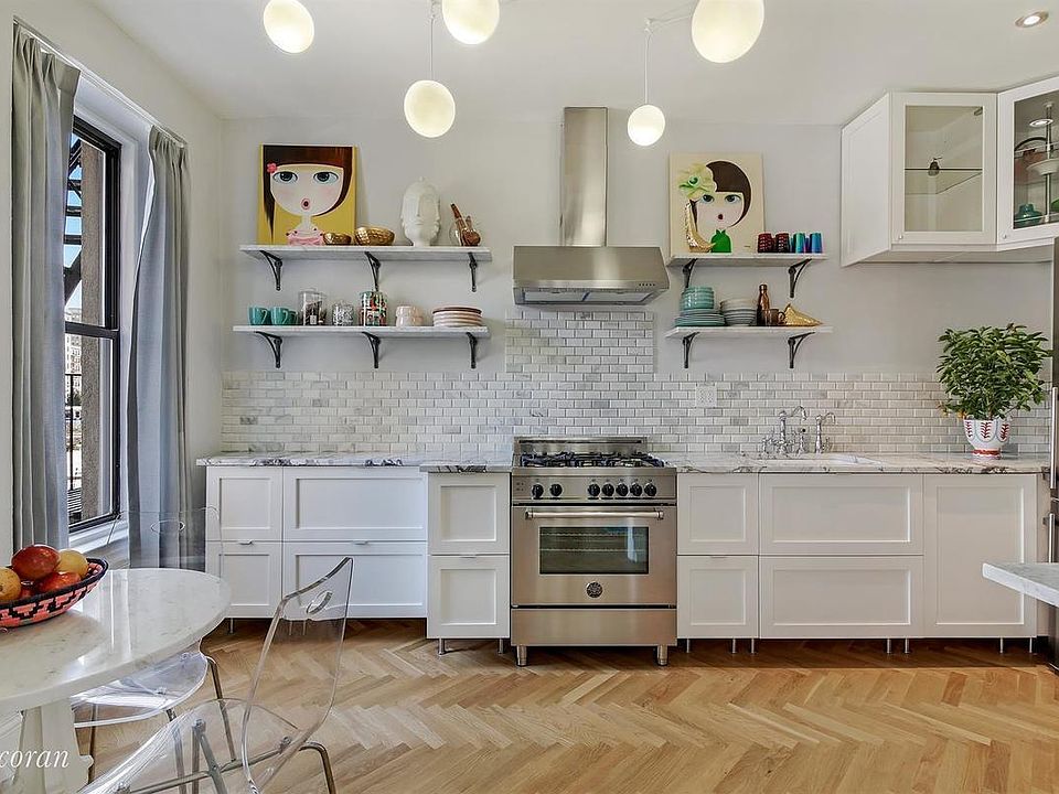 1st image of 916 Union St APT 2B