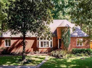 1490 W Crestwood Dr, Memphis, TN 38119