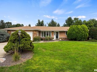 1140 Brentwood Rd, Morton, IL 61550