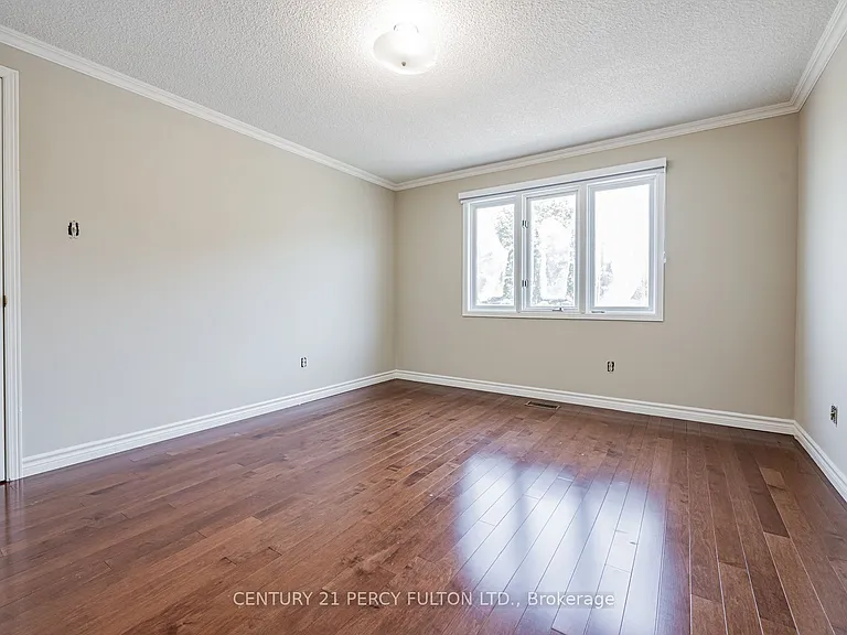 81 Ennisclare Pl — Photo 27
