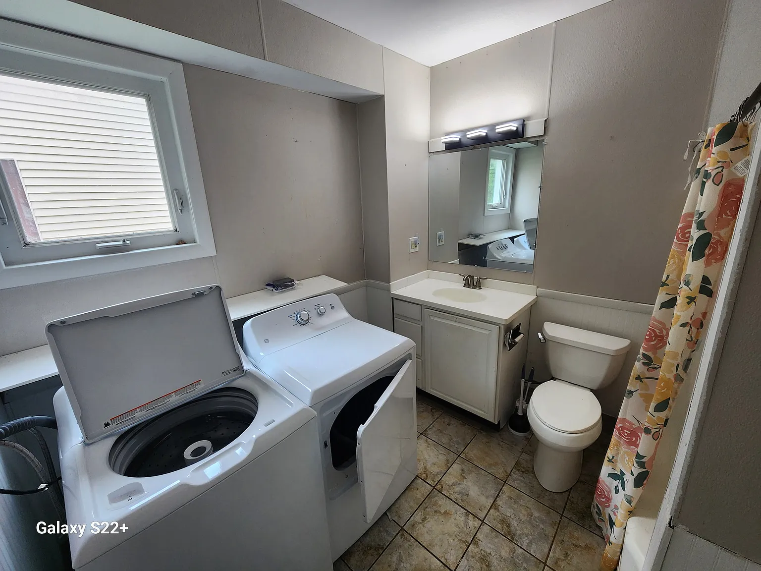 3 bed, 1000 sqft, $1,250 — Photo 4