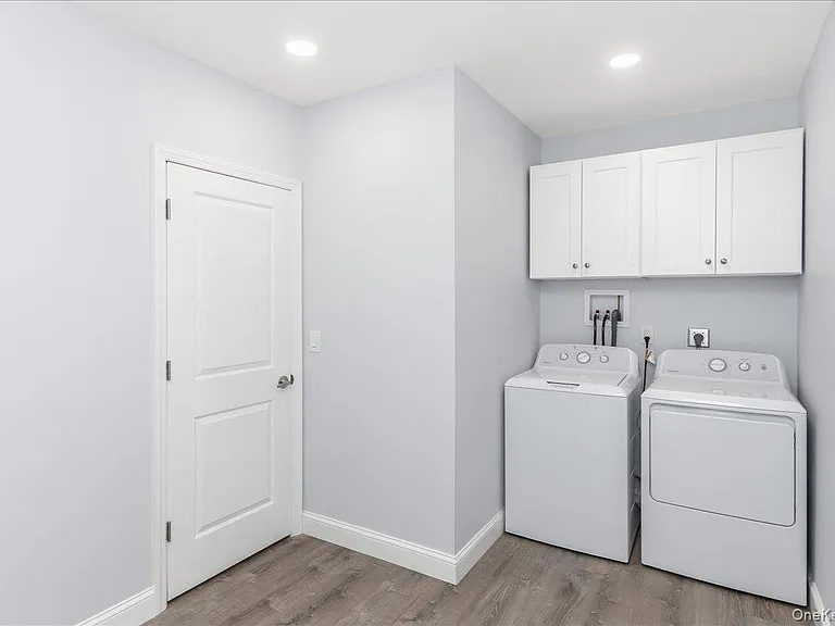 534 Bellmore Rd — Photo 11