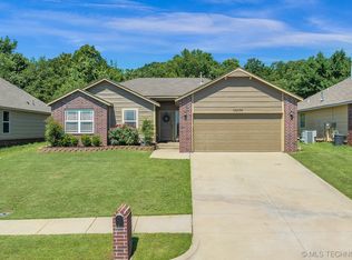 12236 S 268th East Ave, Coweta, OK 74429