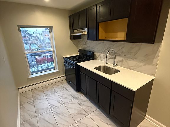 2nd image of 110 Lincoln Ave #22B