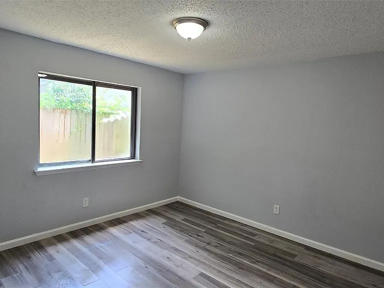 6311 Dawnridge Dr — Photo 21