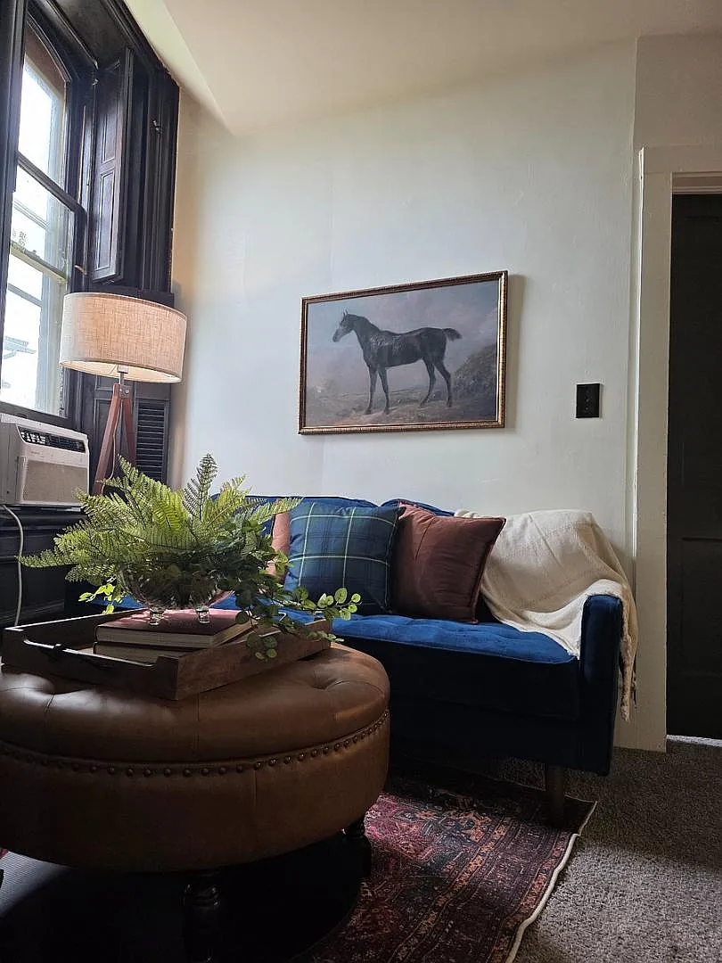 127 Dawes Ave - Tailored Fox - Cozy Victorian Living — Photo 1