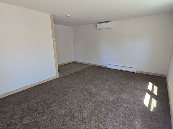 306 SE 35th Ter