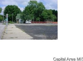 1230 South Grand Ave E, Springfield, IL 62703