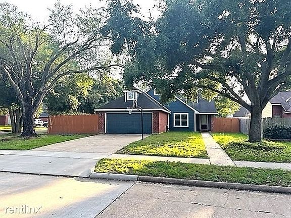 4th image of 7403R Connemara Dr