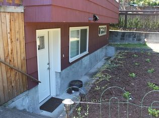 1512 NE 88th St #B, Seattle, WA 98115