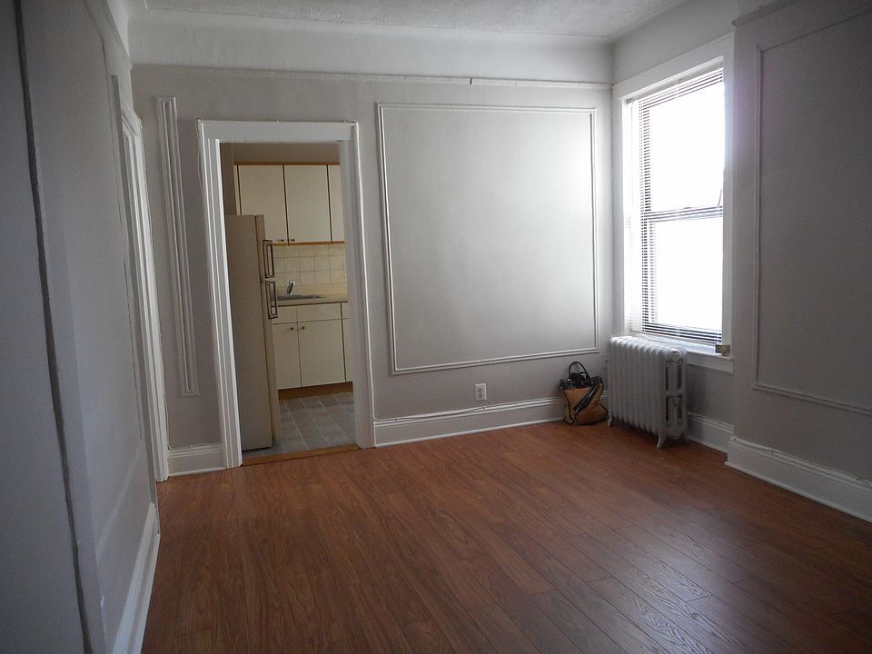 2nd image of 4102 41st Ave #3rd