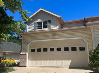 5 S Thompson Dr, Madison, WI 53714