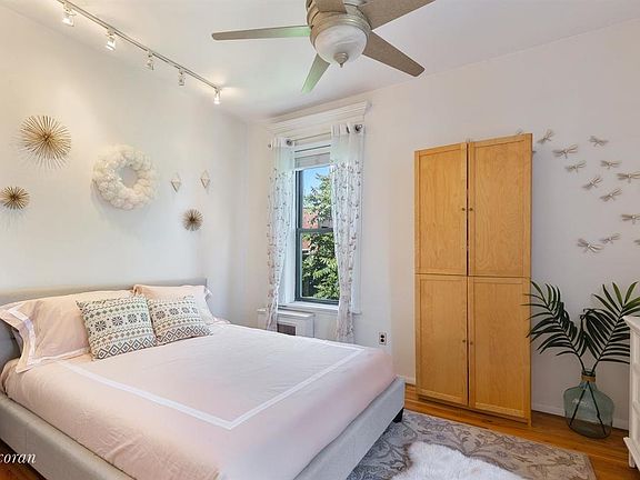 3rd image of 195 Prospect Park W APT 4D