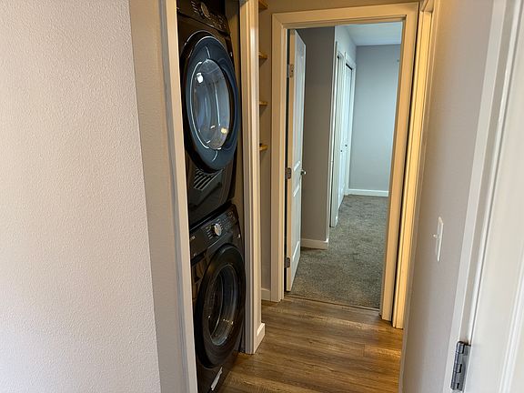 5th image of 1116 S 27th St #D201