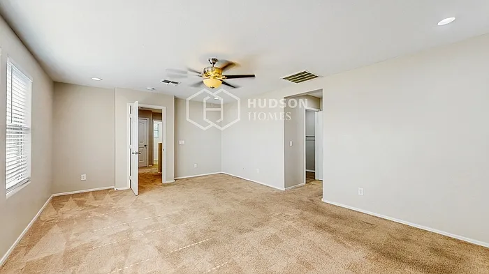 1407 N 79th Ln — Photo 14