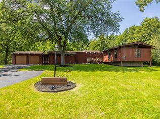 1375 Hogan Rd, Webster, NY 14580