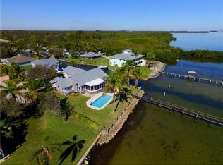 496 Peninsula Dr, Fort Pierce, FL 34946