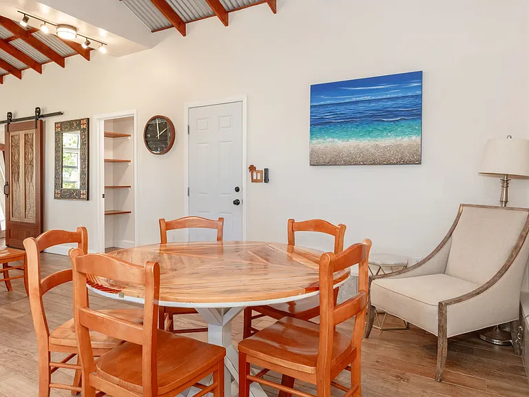 308 Awakea Rd — Photo 4