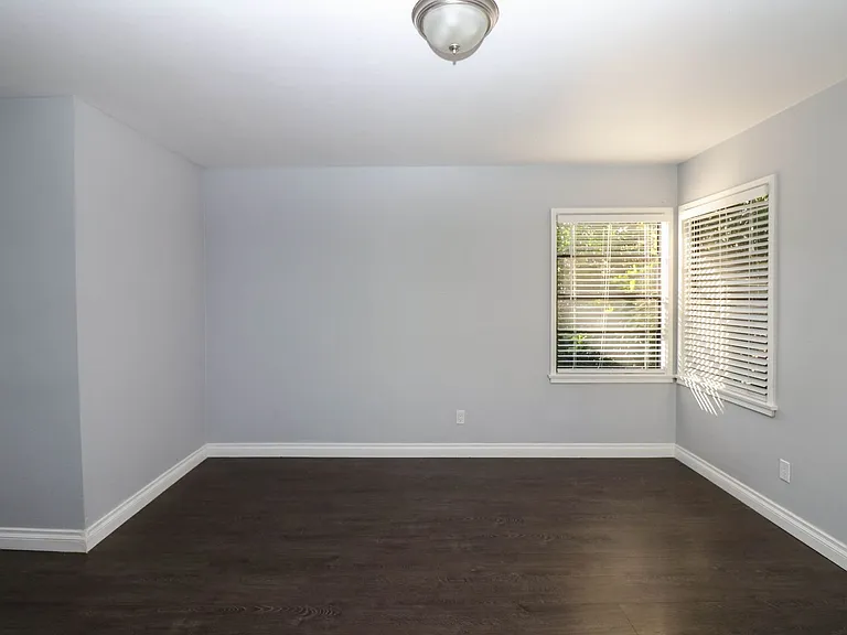 50 Granada Ave — Photo 10