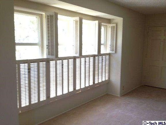 4th image of 232 Mockingbird Ln APT 1