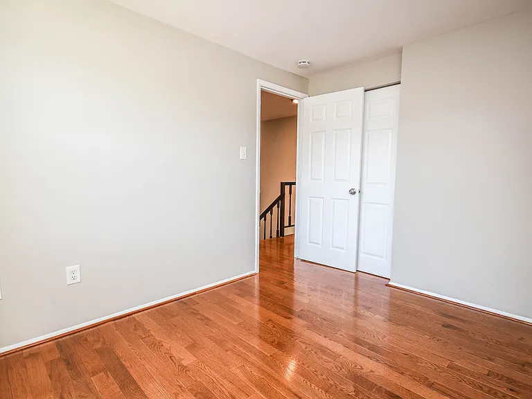 10231 Millstream Dr — Photo 19