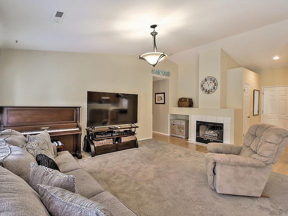 4th image of 1535 Quail Walk Dr
