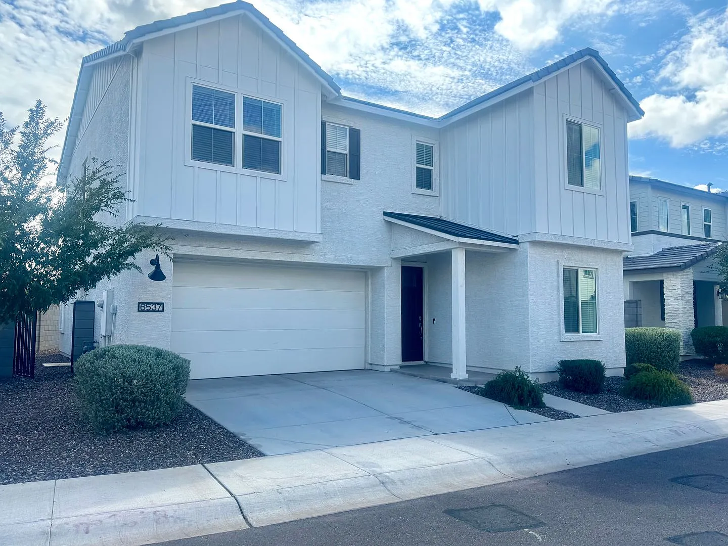 Gated Community, Pet Friendly, Upgraded Lifestyle - Now Available — Photo 3