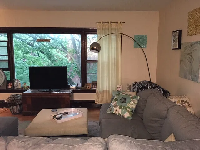 4208 N Leavitt St #3 — Photo 6