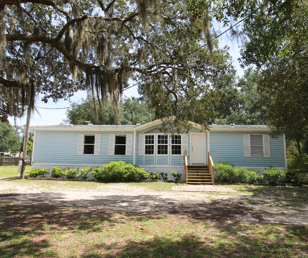 Reduced Price In Panacea! 3-Bedroom Available! — Photo 1