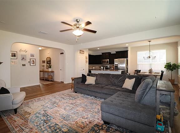 5th image of 1044 Brownford Drive