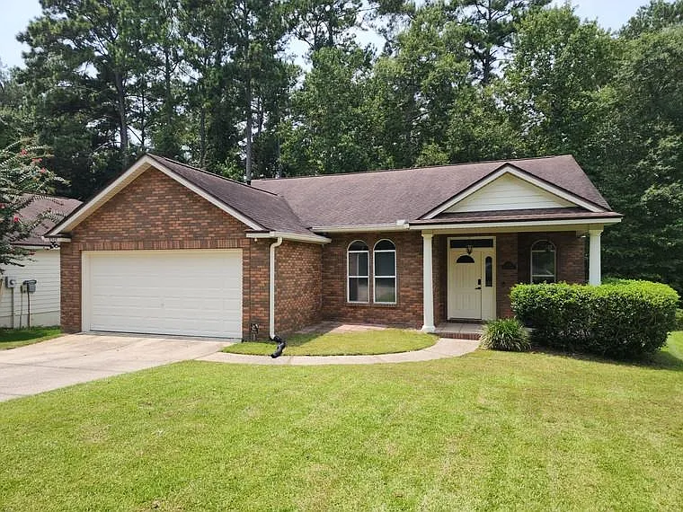 3 bed, 1884 sqft, $2,500 — Photo 1