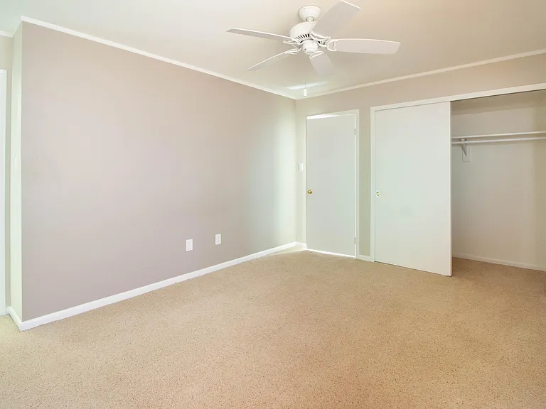 3503 Redwood Ct — Photo 64