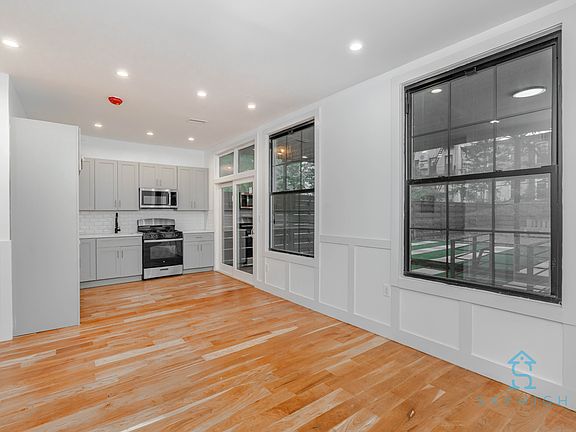 2nd image of 384 Kosciuszko St #1A