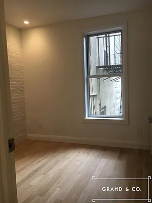 Rented by Grand & Co. | media 28