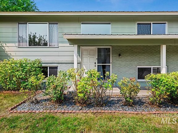 4th image of 4045 N Kilarney Dr