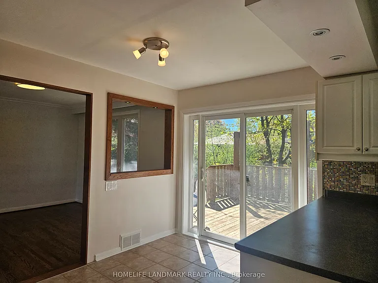 16 Donewen Ct — Photo 16