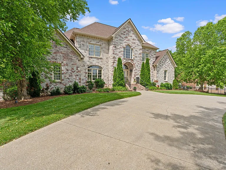 9640 Mitchell Pl — Photo 49