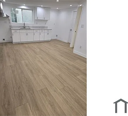 331 W 49th St #329