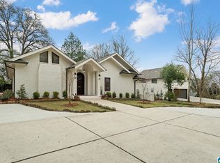 901 Oaklawn Dr, Vestavia Hills, AL 35216