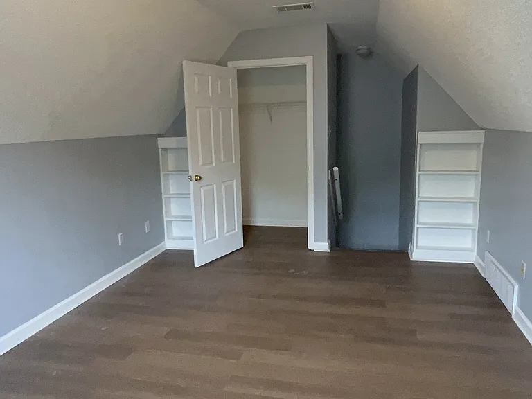 9241 Speerberry Ln — Photo 21