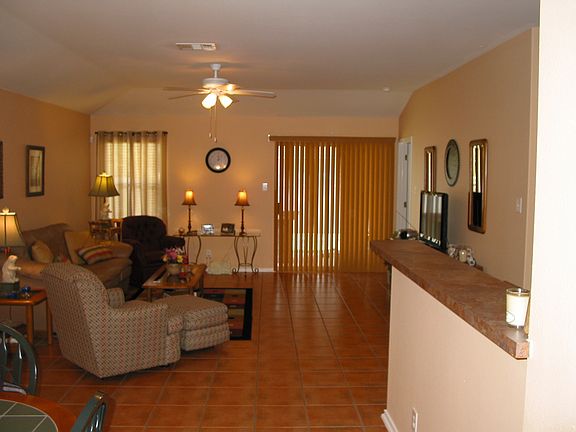 4th image of 3223 Blue Jay Dr