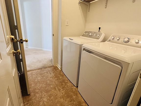 4th image of 407 River Bend Dr SW