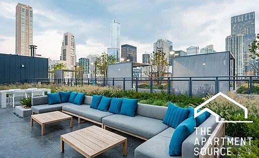637 Wells 2bed 2bath — Photo 4