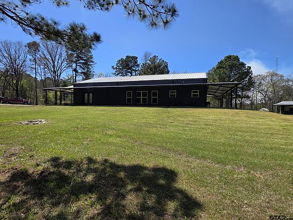 4th image of 449 County Road 3955