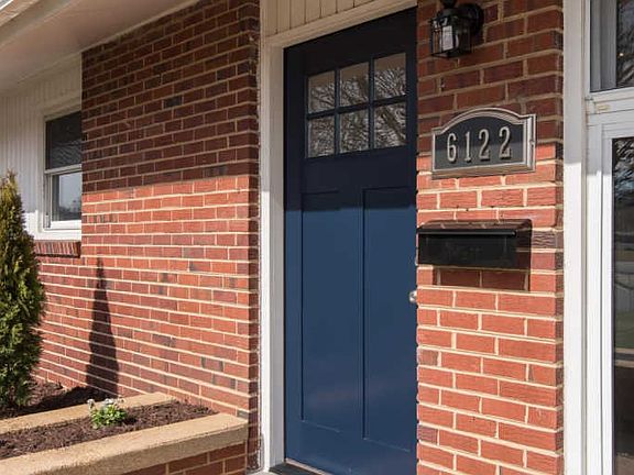 3rd image of 6122 Leewood Dr