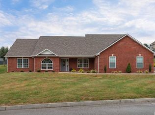 2169 Summerfield Ln, Sevierville, TN 37876