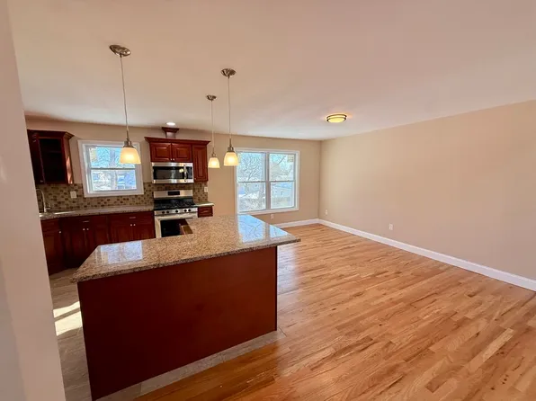 230 Clark St, Brentwood, NY 11717