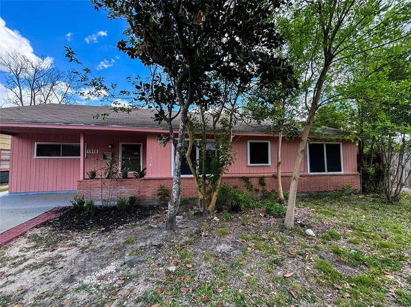 1918 Bingle Rd, Houston, TX 77055