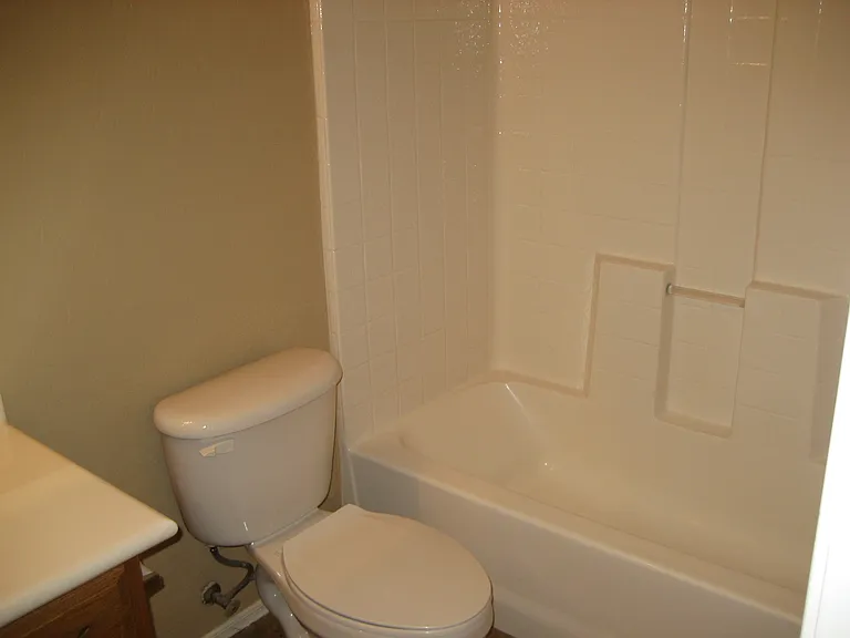 2027 E University Dr #125 — Photo 35