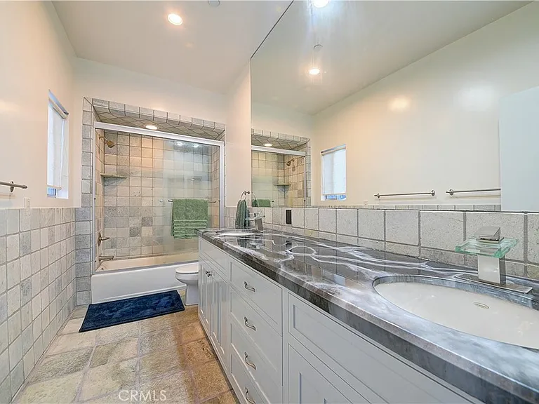 3952 Oakfield Dr — Photo 29